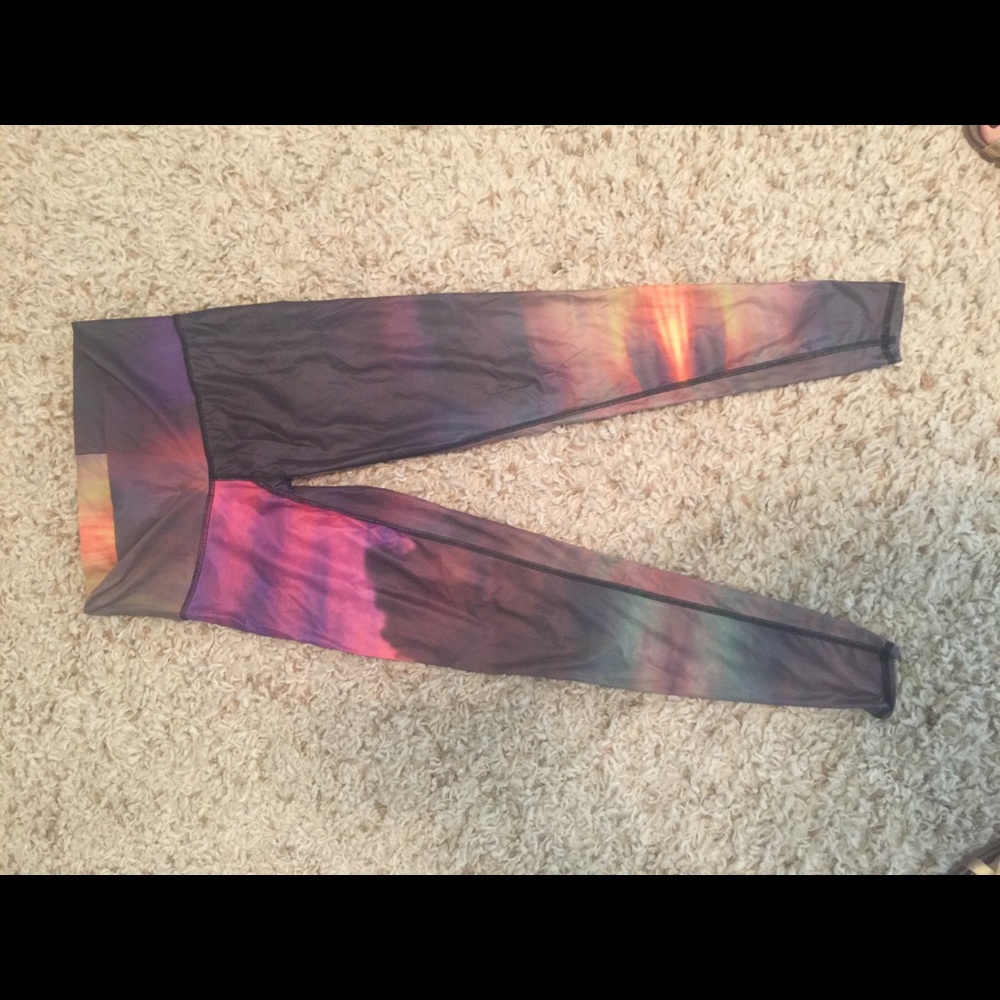 Teeki yoga pants